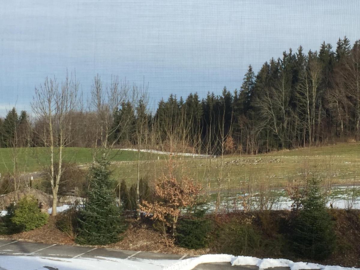 Privatzimmer Vermietung Helmut Bürgmann Kirchberg bei Mattighofen Exterior foto